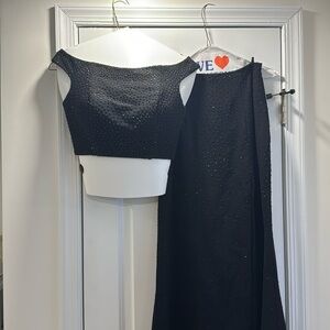 Sherri Hill - Women’s Black 2 Piece set